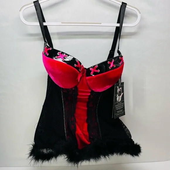 Elegant‎ Velvet  Pink and Black Lace Diva Bustier by Coquette - Picture 3 of 9